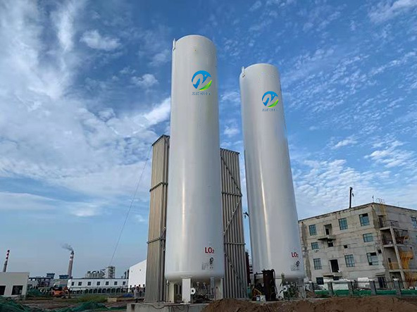 cryogenic liquid oxygen tank