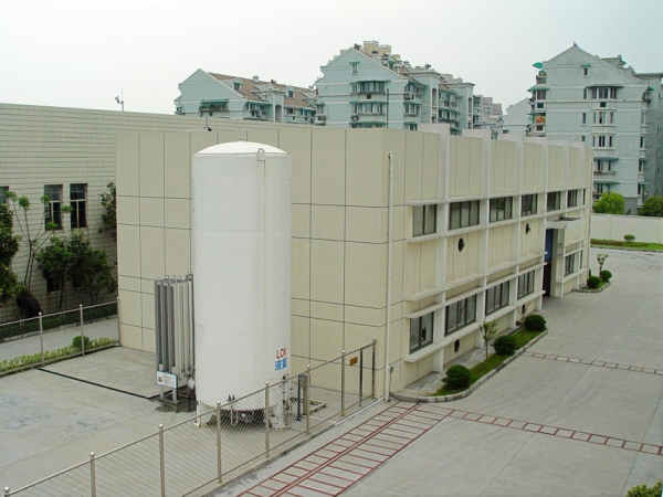 LNG Tank (2) Liquefied Natural Gas (LNG) Tanks