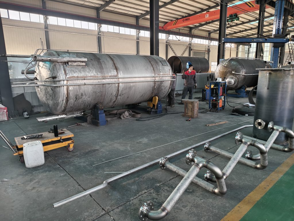 Carbon Dioxide Storage Tanks