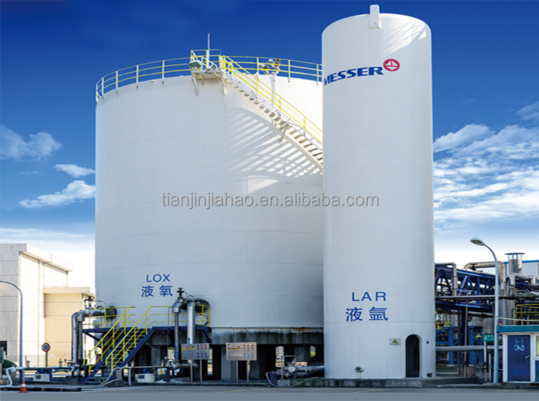 Liquid oxygen storage tank