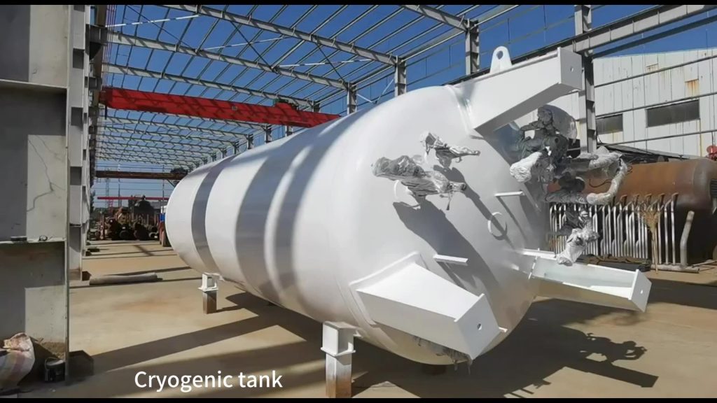 cryogenic storage tanks