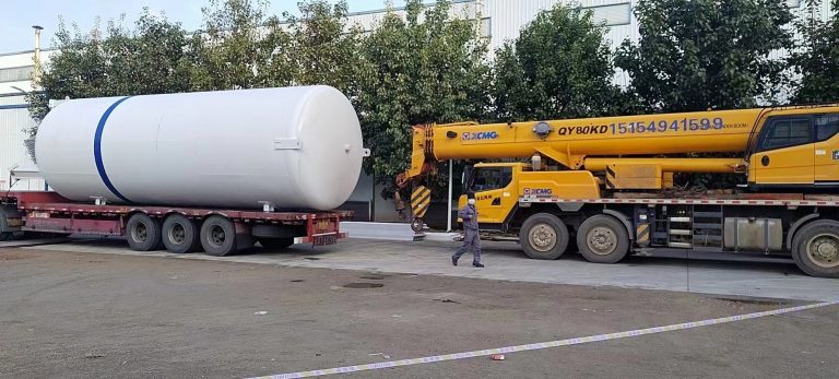 How is Liquid CO2 Stored