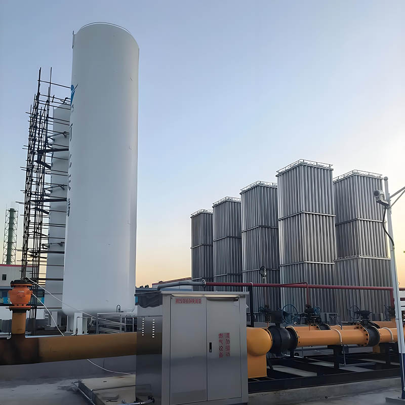 LNG Tank