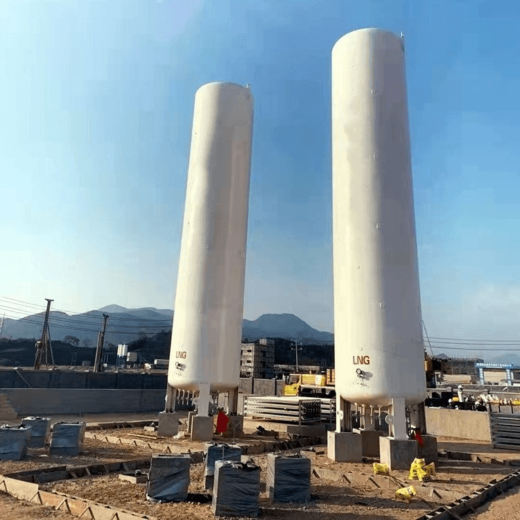 LNG Tank