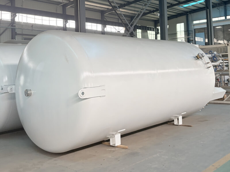 Cryogenic Liquid Storage Tank
