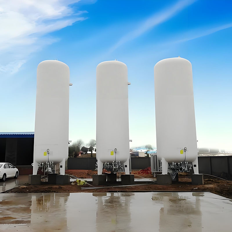 Liquefied natural gas storage tank