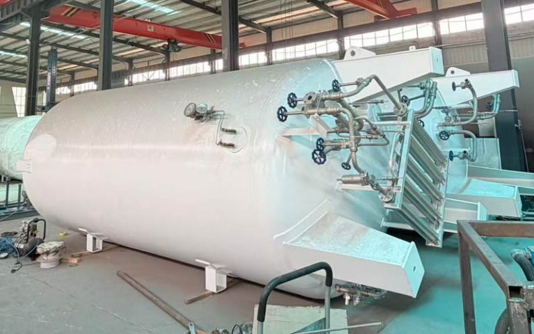 Cryogenic Liquid Nitrogen Storage Tanks