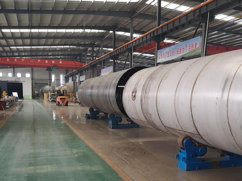 Cryogenic Liquid Tank