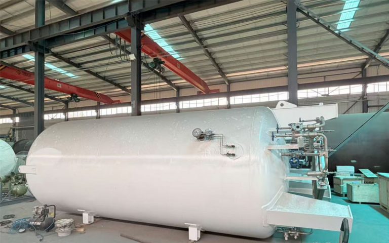 Industrial Liquid Nitrogen (LN2) Storage Tanks